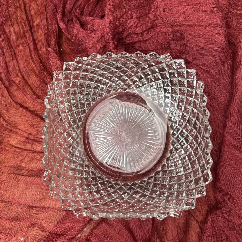Vintage Clear Pressed Glass Diamond Point Bowl Sunburst Base Candy Nut Dish